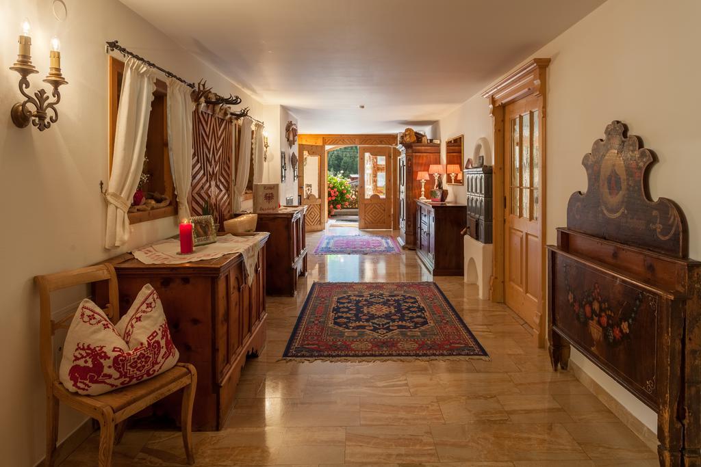 Hotel Garni Hanslerhof " Urlaub Am Bauernhof " แกร์ลอส ภายนอก รูปภาพ