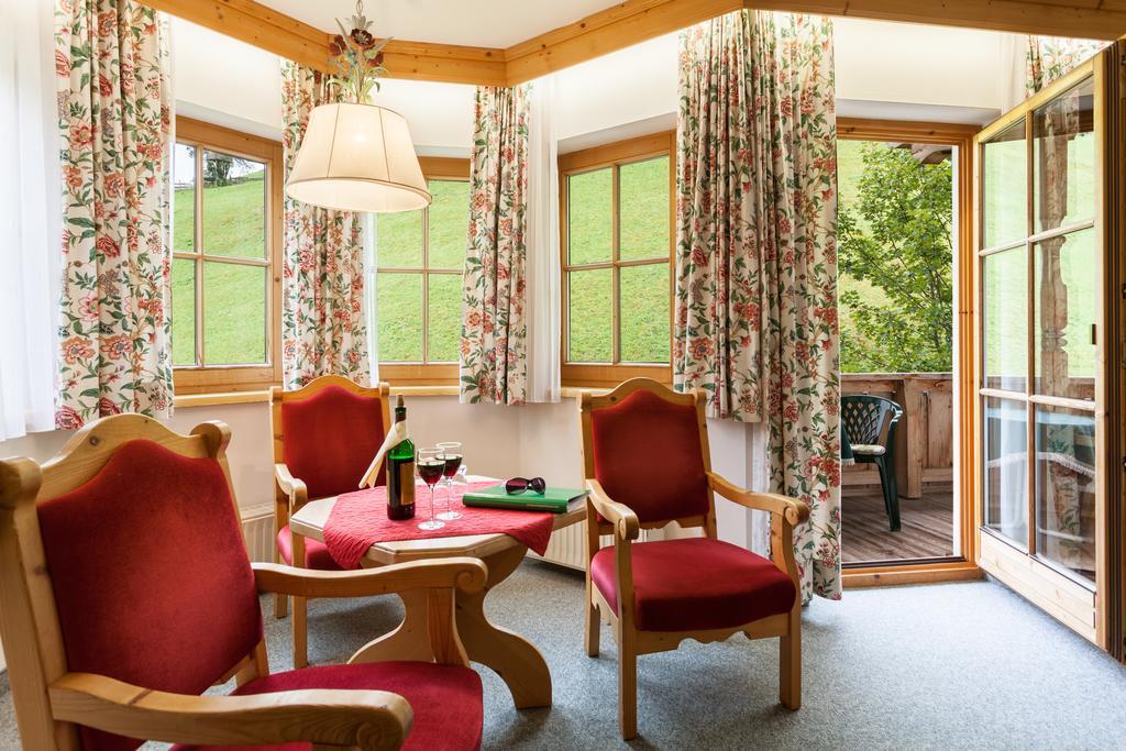 Hotel Garni Hanslerhof " Urlaub Am Bauernhof " แกร์ลอส ห้อง รูปภาพ