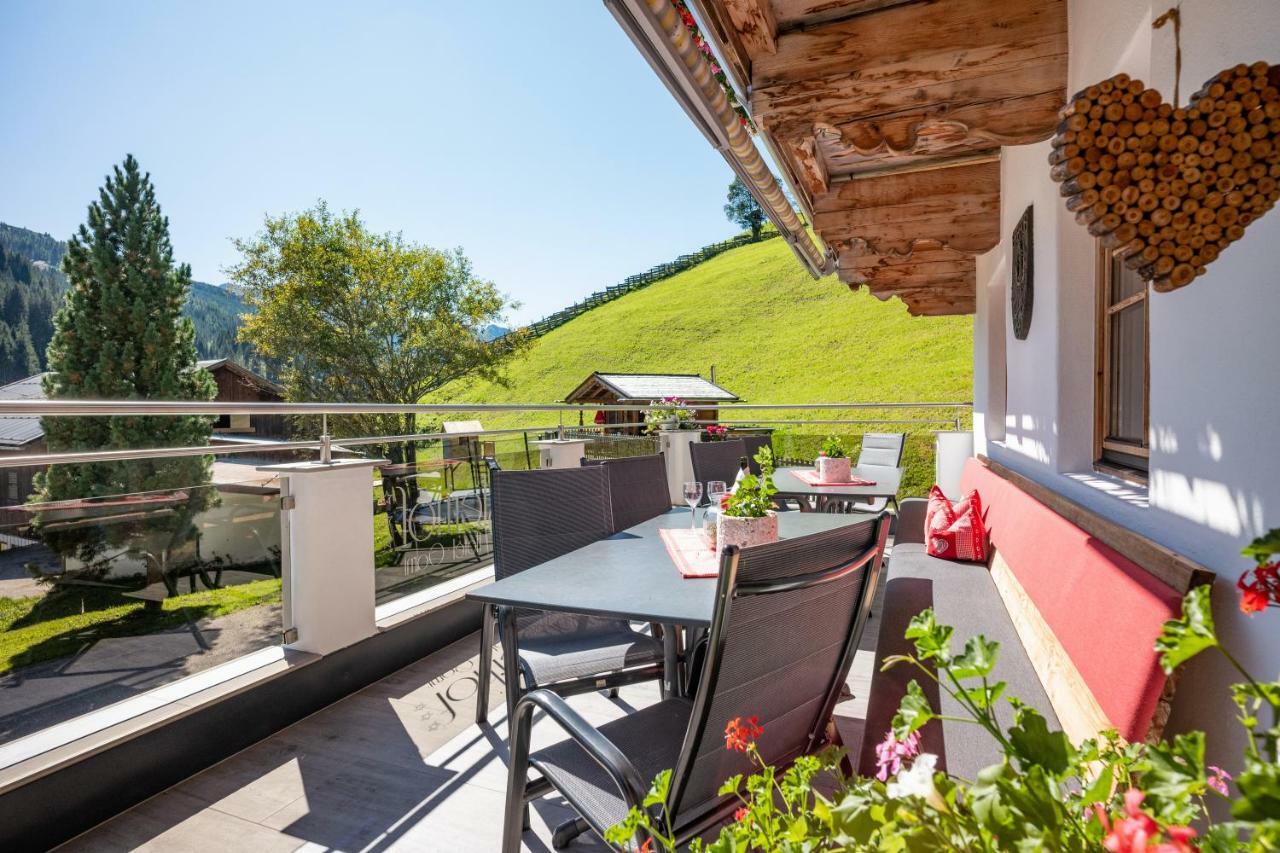 Hotel Garni Hanslerhof " Urlaub Am Bauernhof " แกร์ลอส ภายนอก รูปภาพ